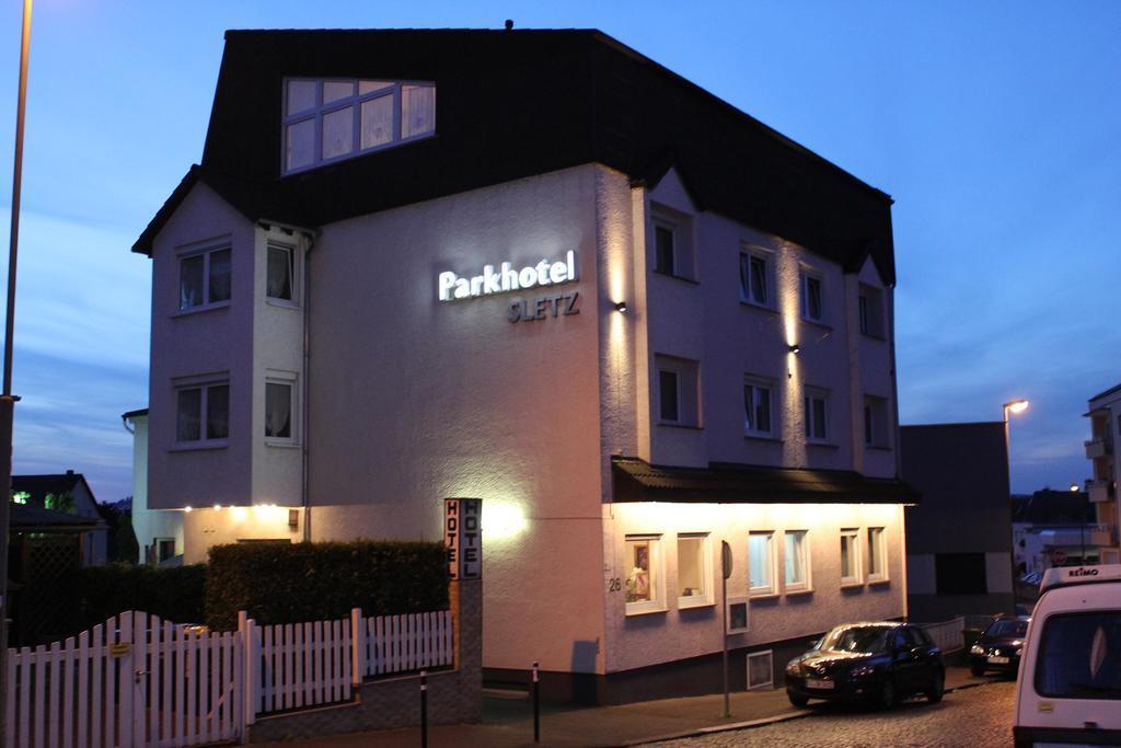 Sletz Parkhotel Gießen Buitenkant foto